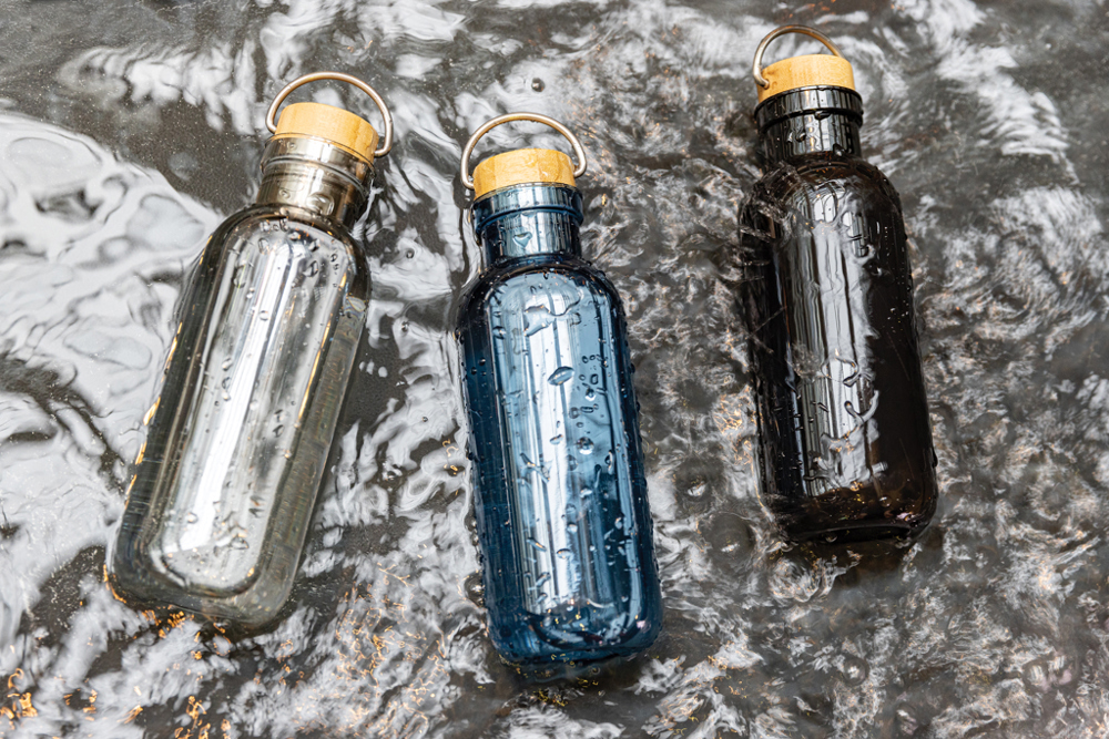 RCS recycled PET fles met bamboe deksel en handvat