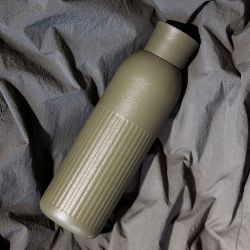 Sagaform Tekla Push stalen fles met druk dop gerecycled) 500 ml