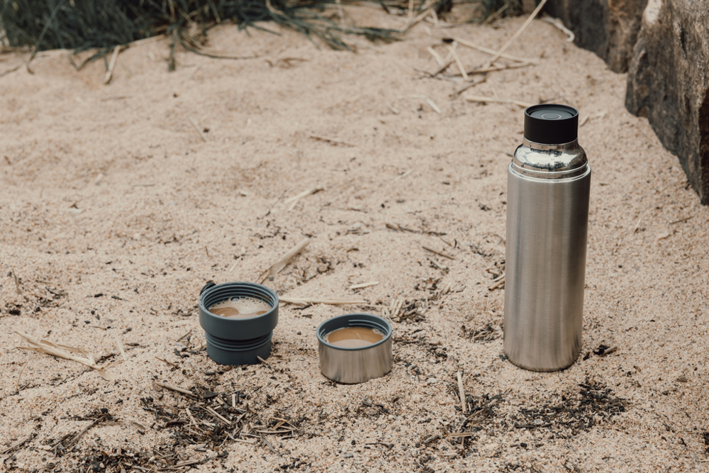 VINGA Tono RCS vacuümfles met 2 bekers 750 ML