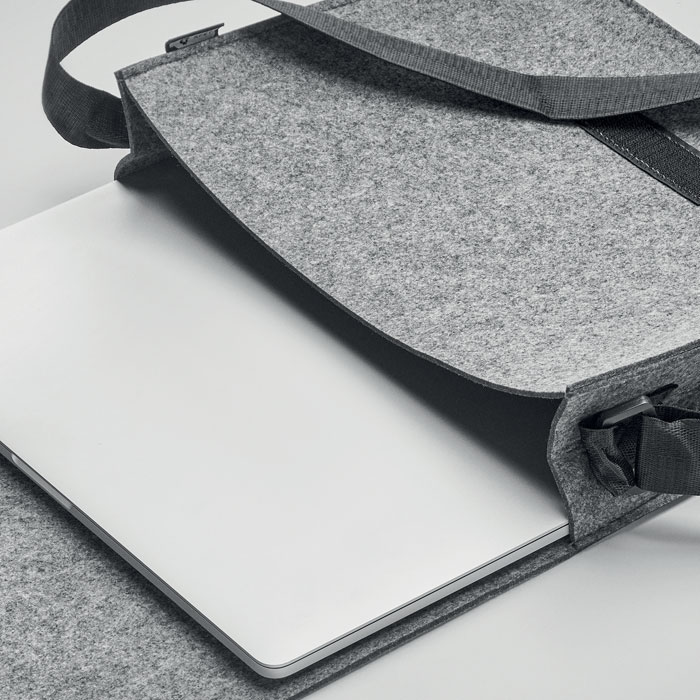 BAGLO - Vilten laptoptas van RPET