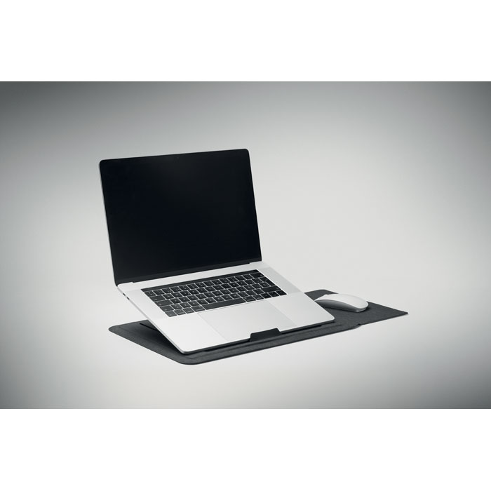 PRACTIC - 16 inch laptophoes van vilt