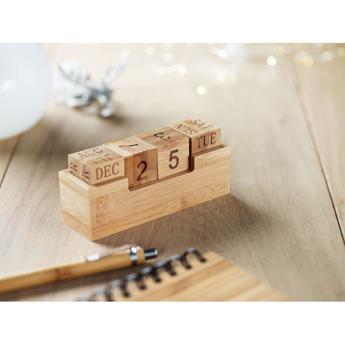 KARENDA - Bureaukalender bamboo - bedrukt of onbedrukt verkrijgbaar