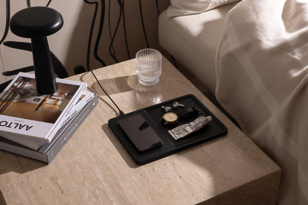 VINGA Timo RCS bureauoplader en accessoirebakje