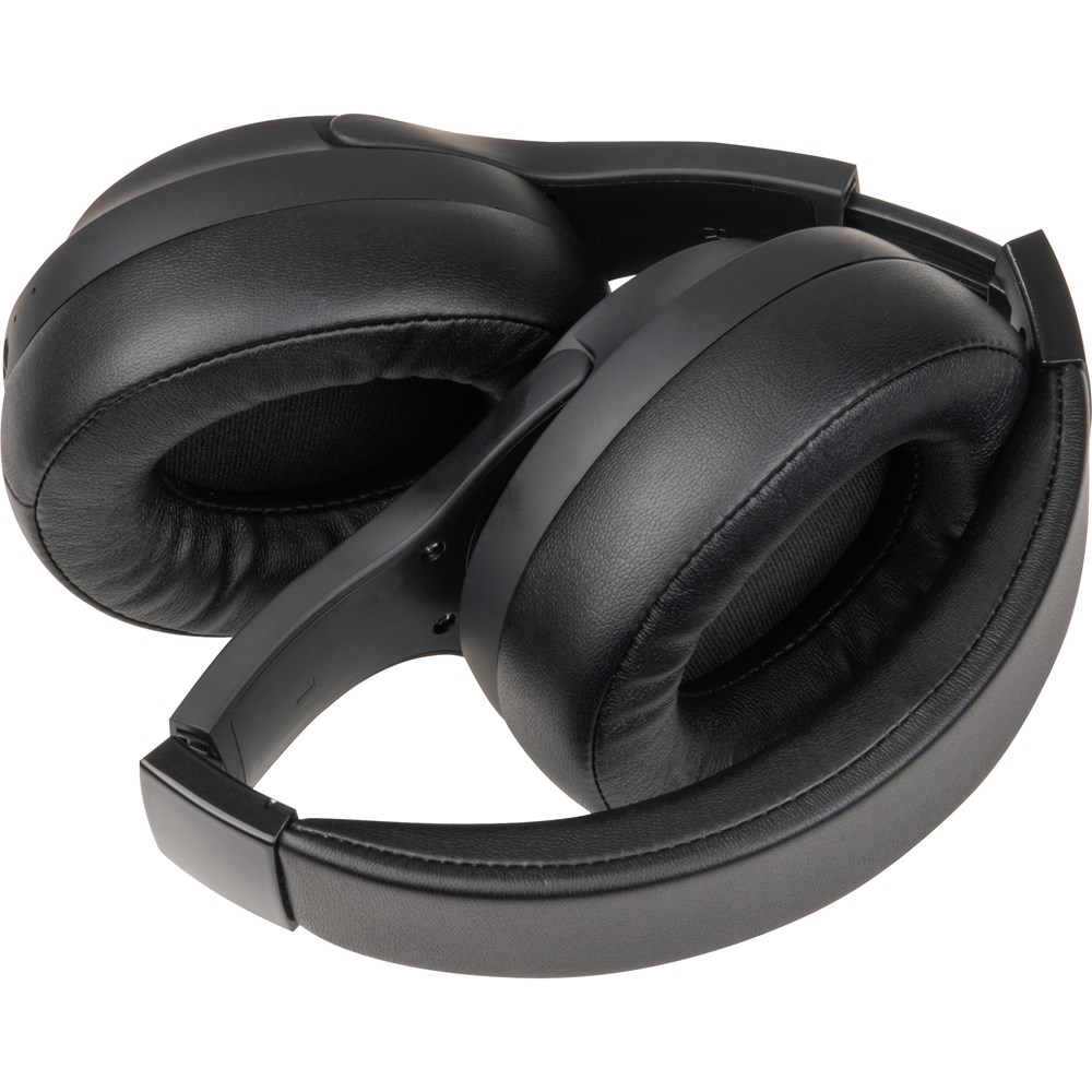 CrisMa over ear koptelefoon
