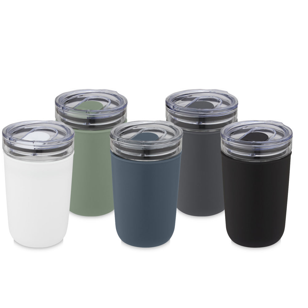 Bello 420 ml glazen beker met buitenwand van gerecycled plastic