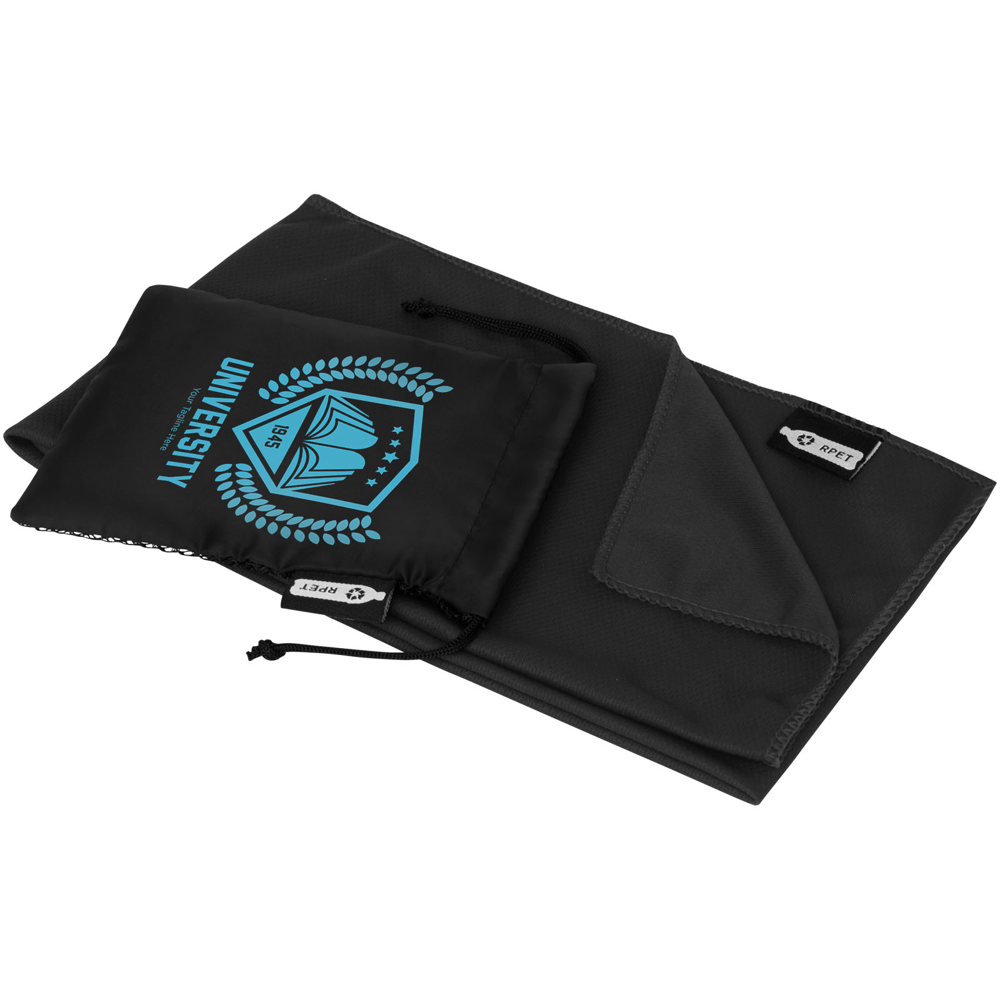 Raquel gerecyclede PET sport koelhanddoek in een pouch 80 x 30 cm