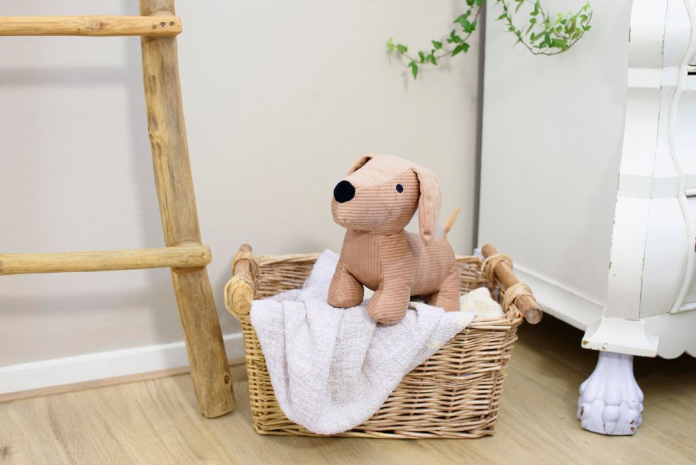 Pluche knuffelhond Liza