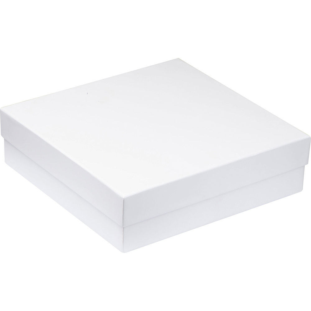 Geschenkset bestaande uit een powerbank, isoleerbeker en een zonnebril
